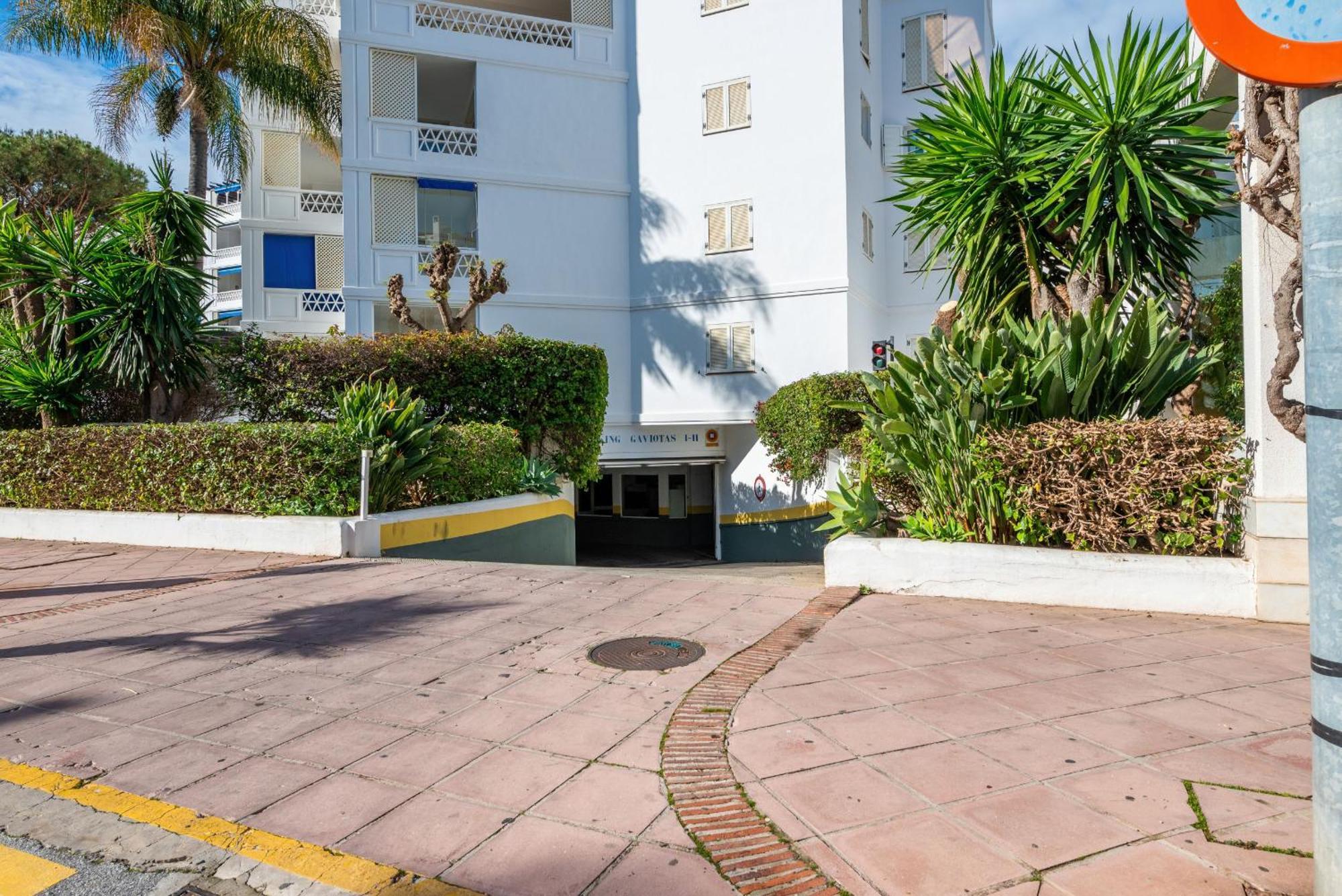 Gaviotas - Playas Del Duque - Puerto Banus Marbella
