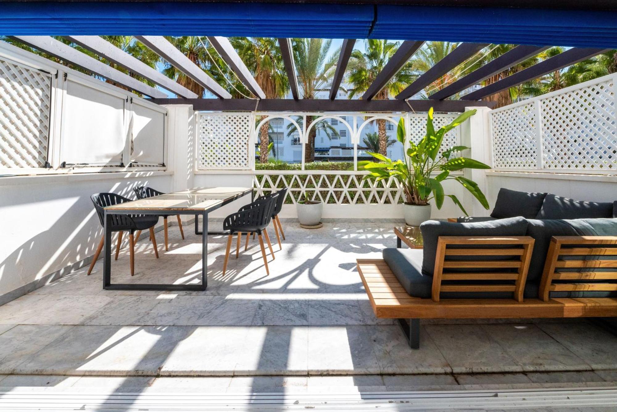Gaviotas - Playas Del Duque - Puerto Banus Apartment *